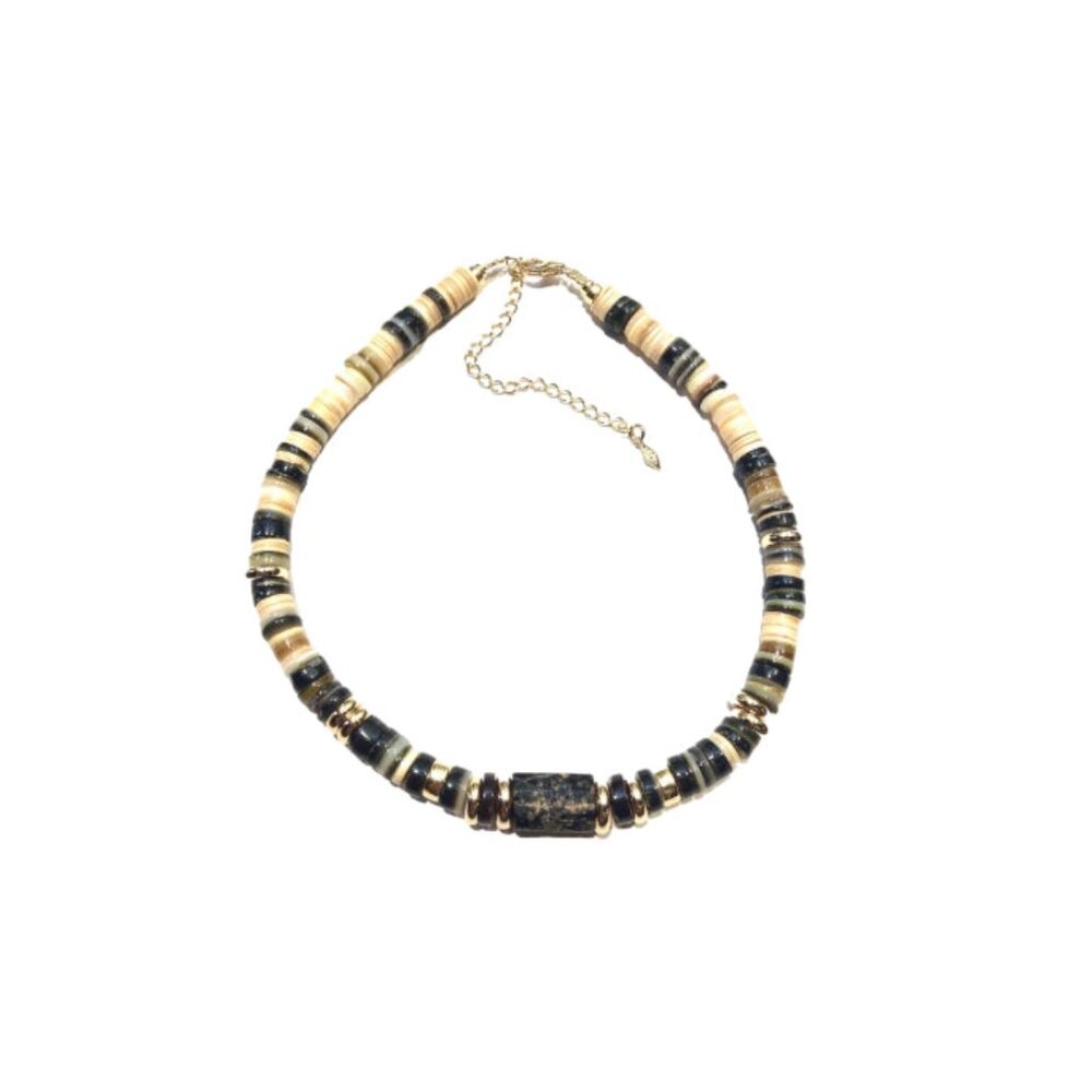 Gachon Pothier Puka Necklace 7